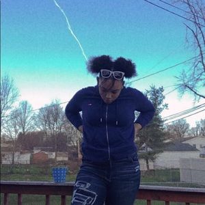 Meet your Posher, Maria